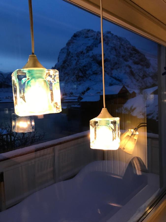 Vila Hovesbua Rorbu - Fisherman Cabin Sørvågen Exteriér fotografie